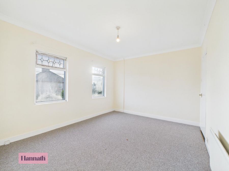 14 Carrickblacker Road