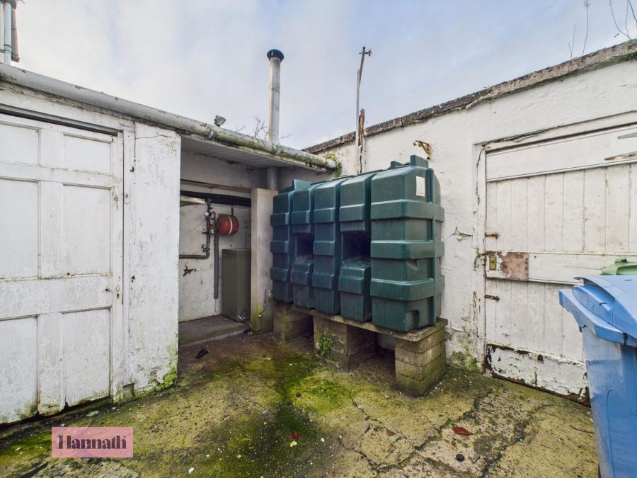 14 Carrickblacker Road