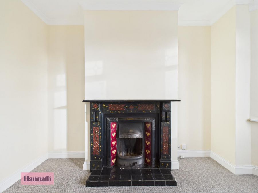 14 Carrickblacker Road