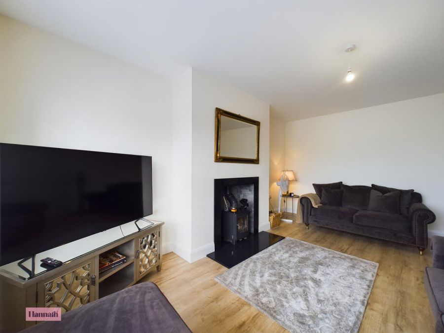 12 Station Hall, Derrycoose Road