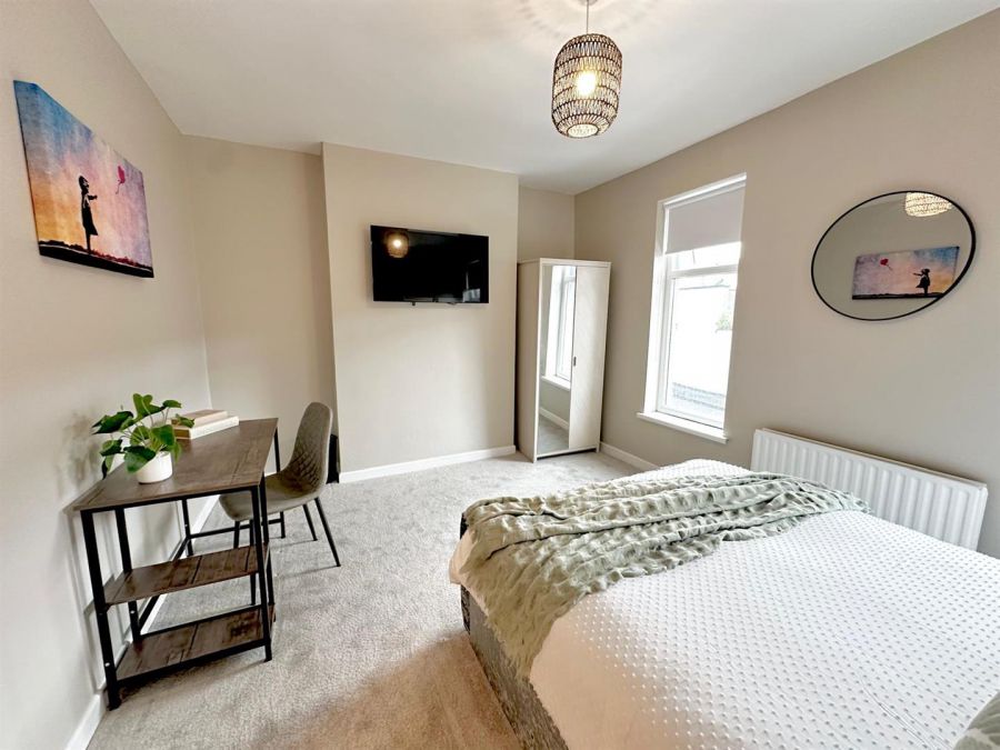 Room 3, 46 Portmore Street