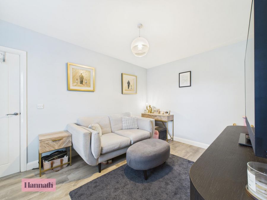 10 Colane Gardens