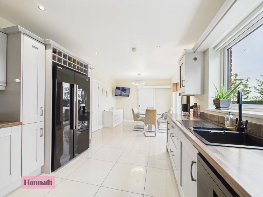 10 Colane Gardens