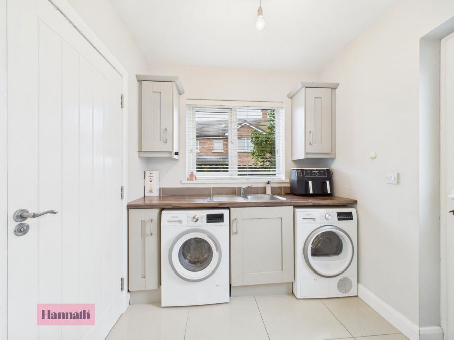10 Colane Gardens
