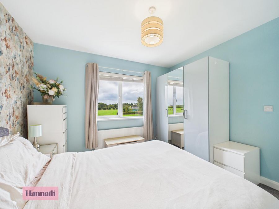 10 Colane Gardens