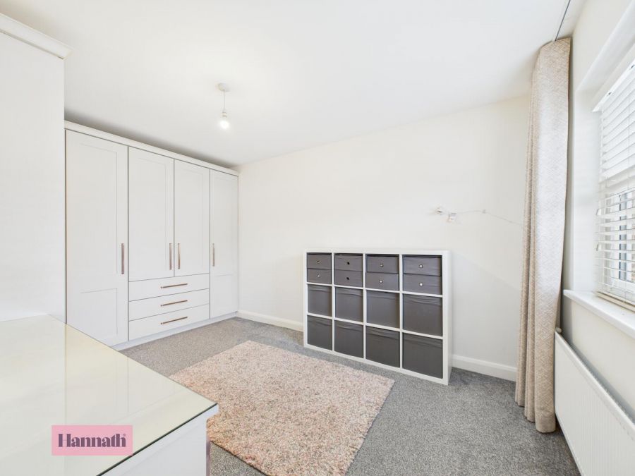 10 Colane Gardens