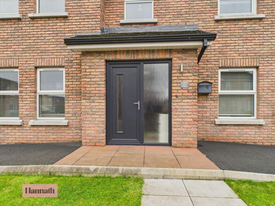 10 Colane Gardens 10 Colane Gardens
