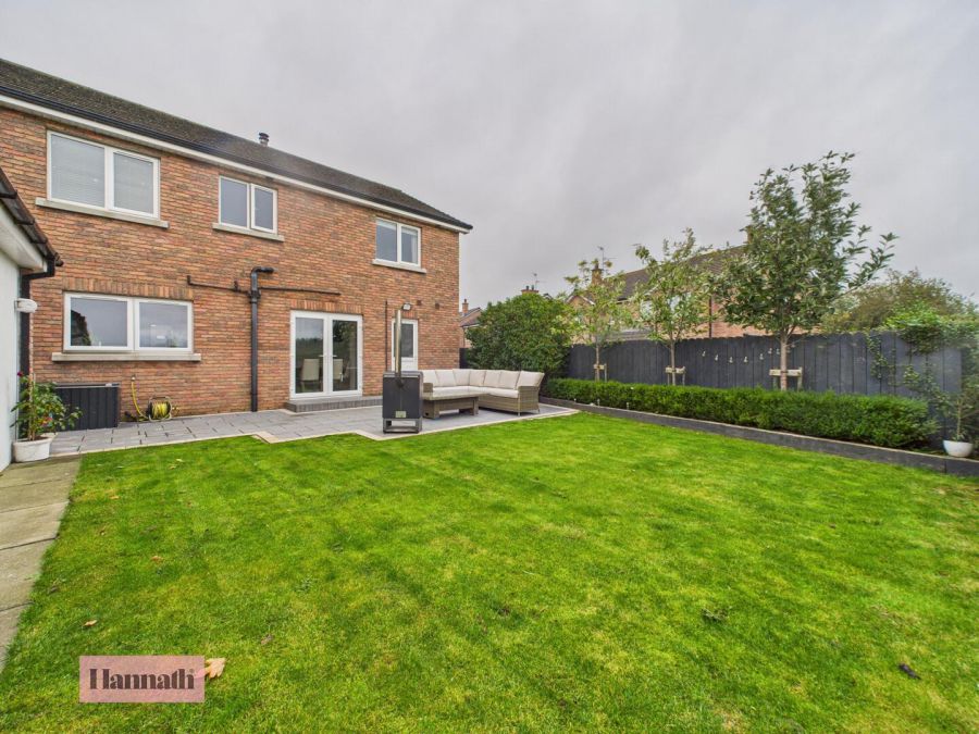 10 Colane Gardens