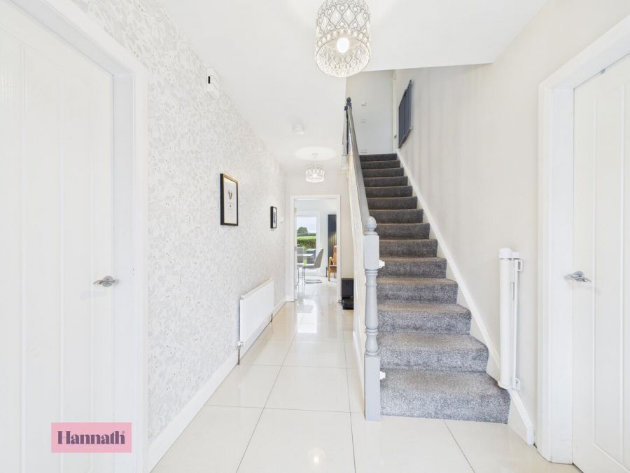 10 Colane Gardens