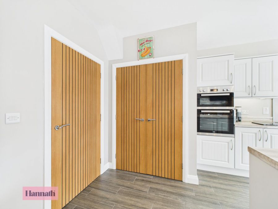 32 Mount Hall Grange