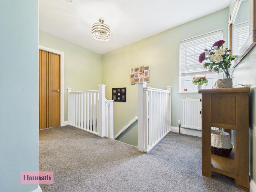 32 Mount Hall Grange