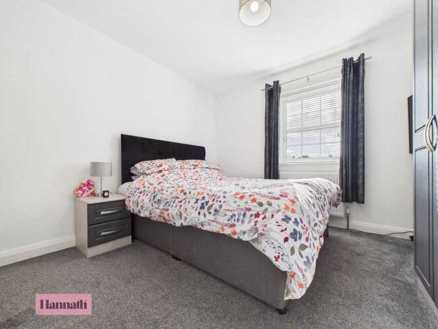 32 Mount Hall Grange