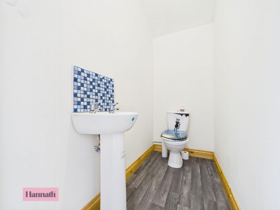 7 Market Street Court