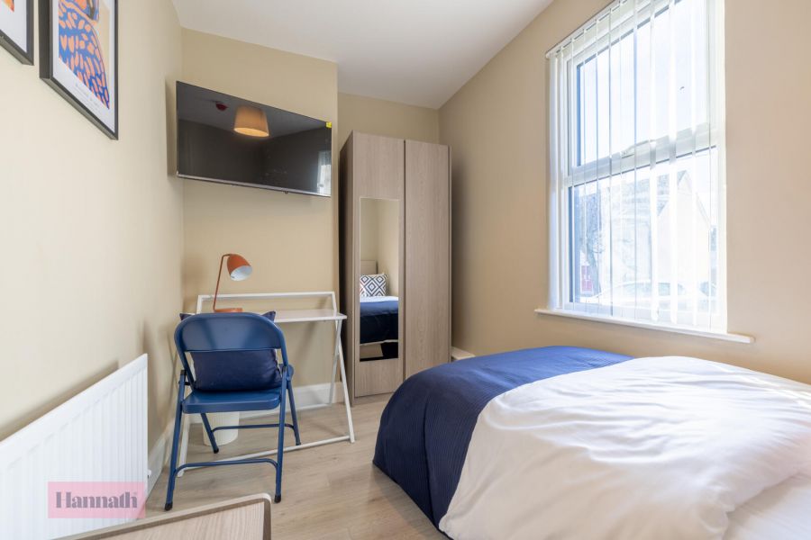 Room 1, 90 Hill Street