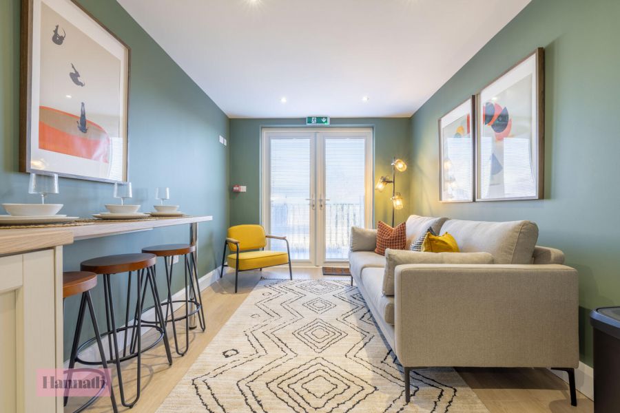 Room 1, 90 Hill Street