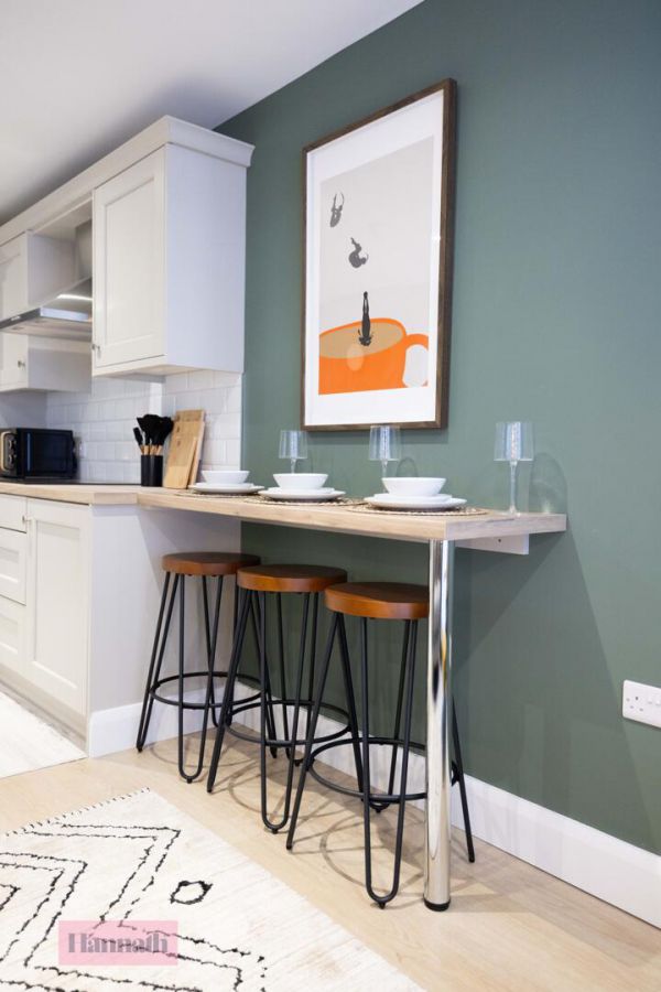 Room 1, 90 Hill Street