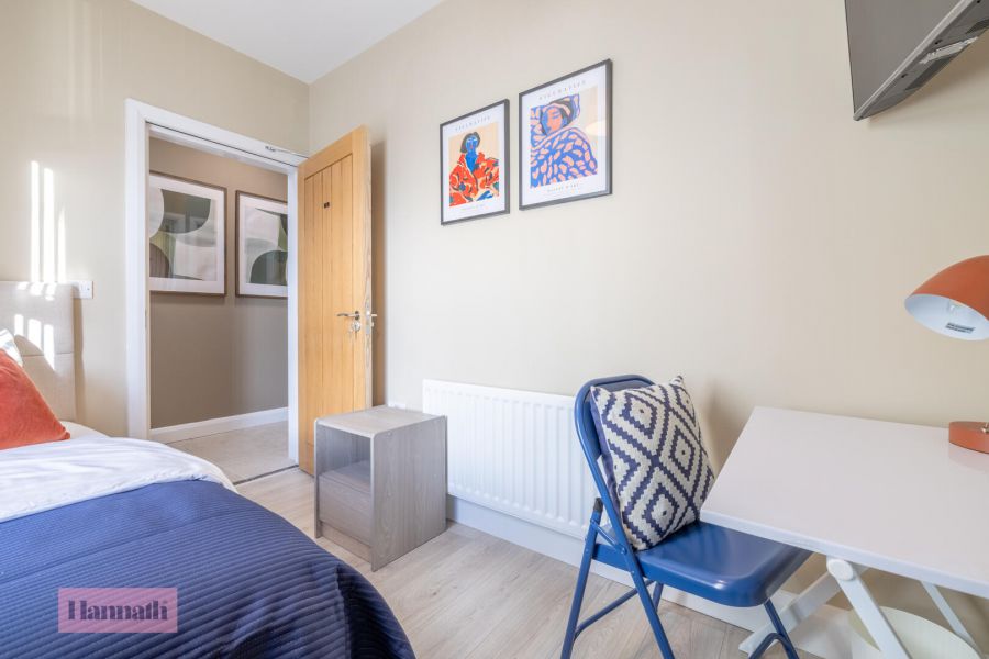 Room 1, 90 Hill Street