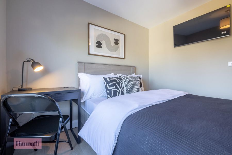 Room 3, 90 Hill Street