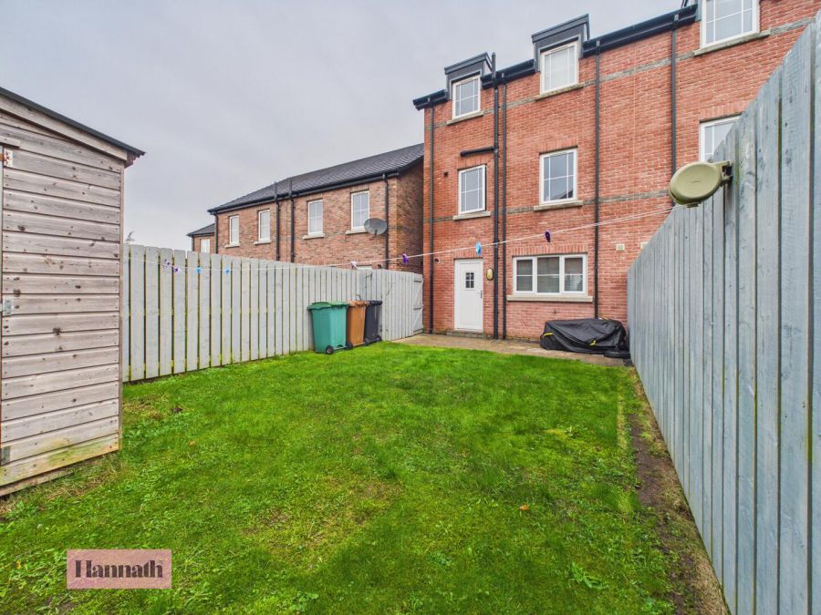 16 Drumford Meadow