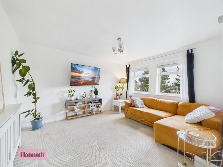 5 Claremont Crescent