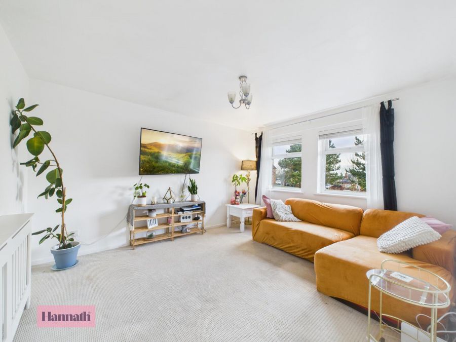 5 Claremont Crescent