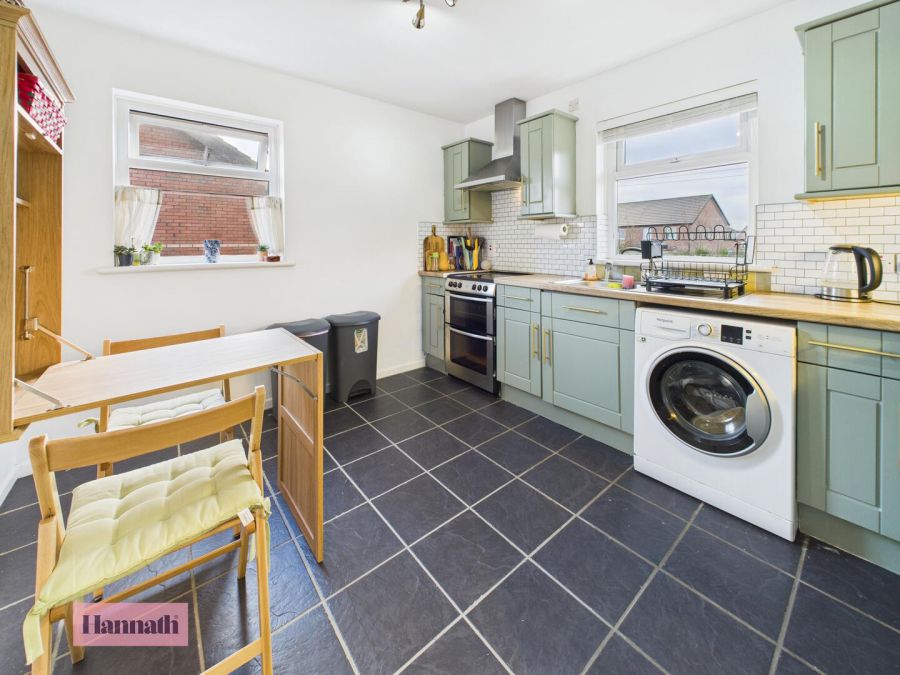 5 Claremont Crescent