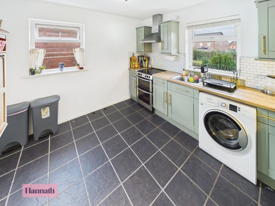 5 Claremont Crescent