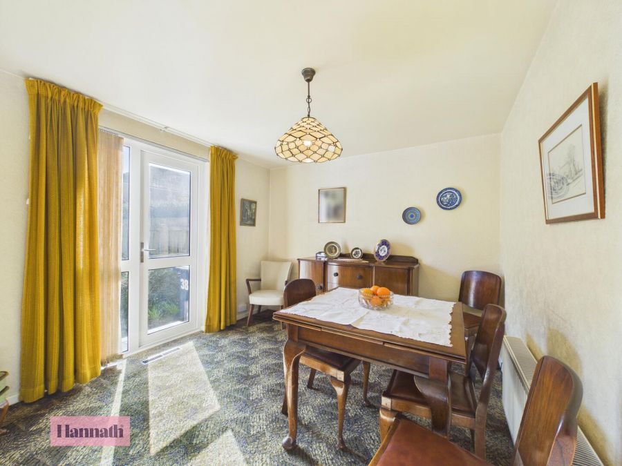 38 Upper Ramone Park