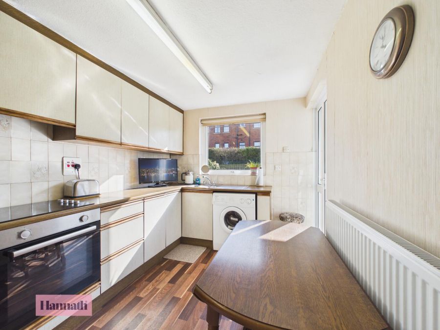 38 Upper Ramone Park