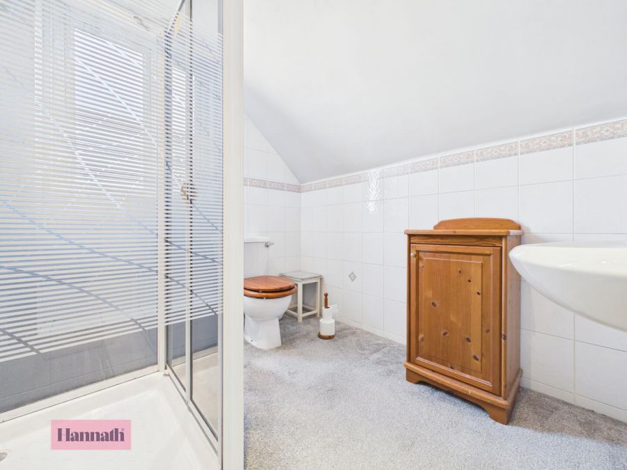 38 Upper Ramone Park