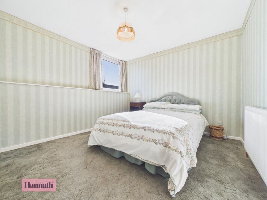 38 Upper Ramone Park