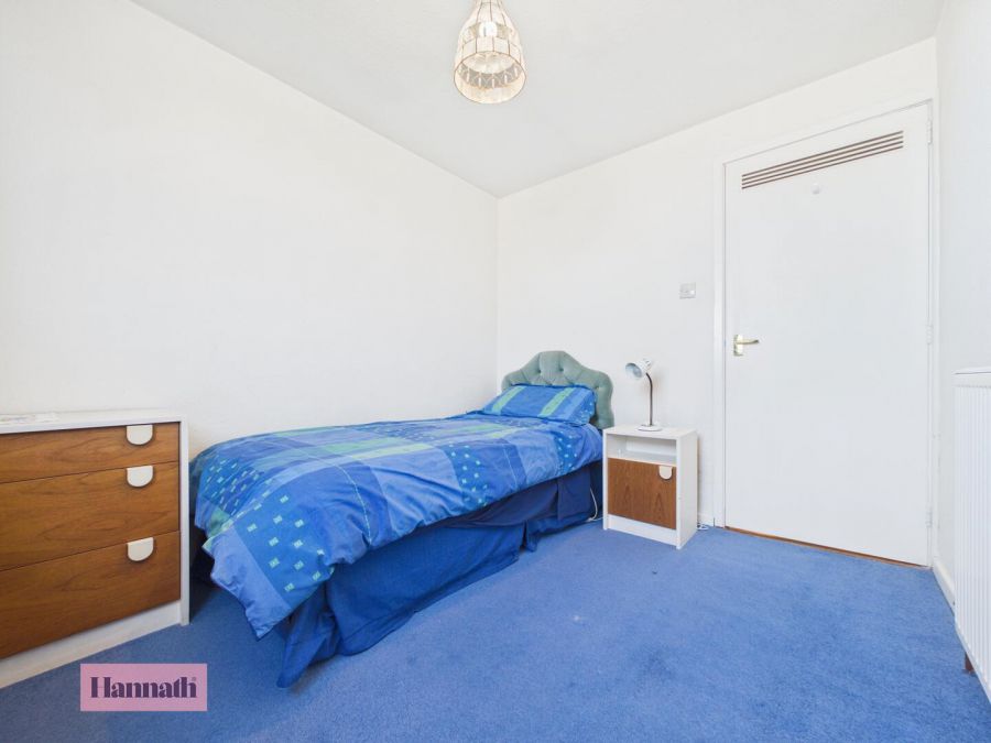 38 Upper Ramone Park