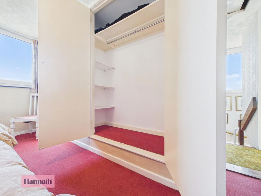 38 Upper Ramone Park