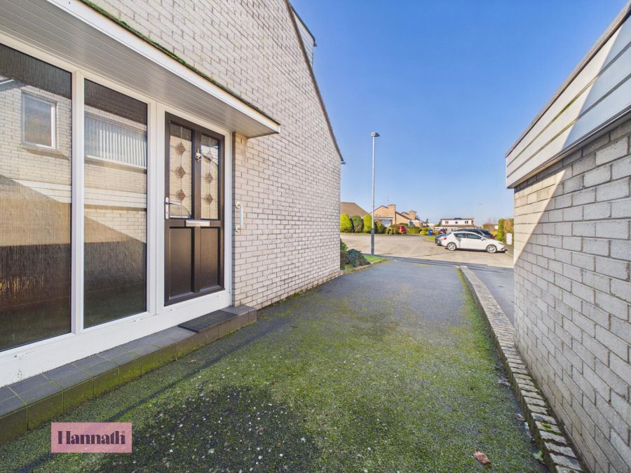 38 Upper Ramone Park