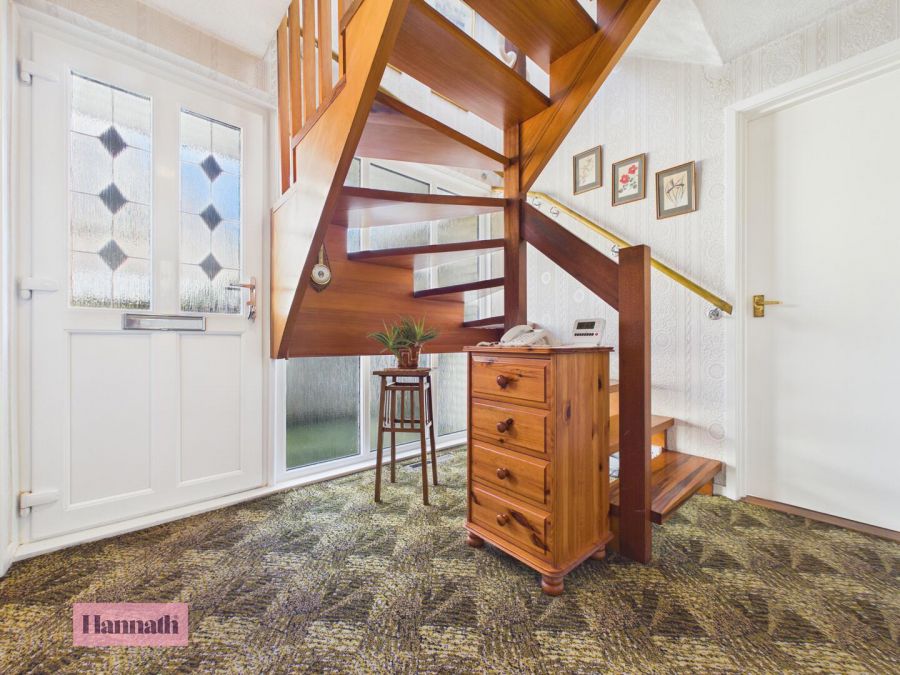 38 Upper Ramone Park