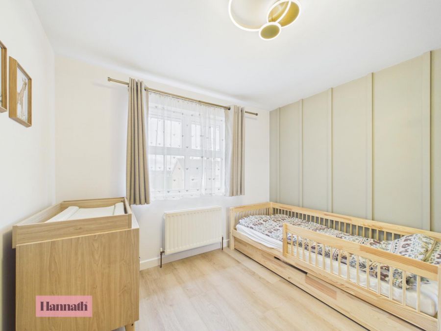 35 Huntingdale Lodge