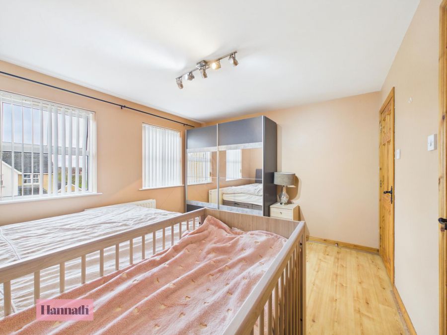 35 Huntingdale Lodge