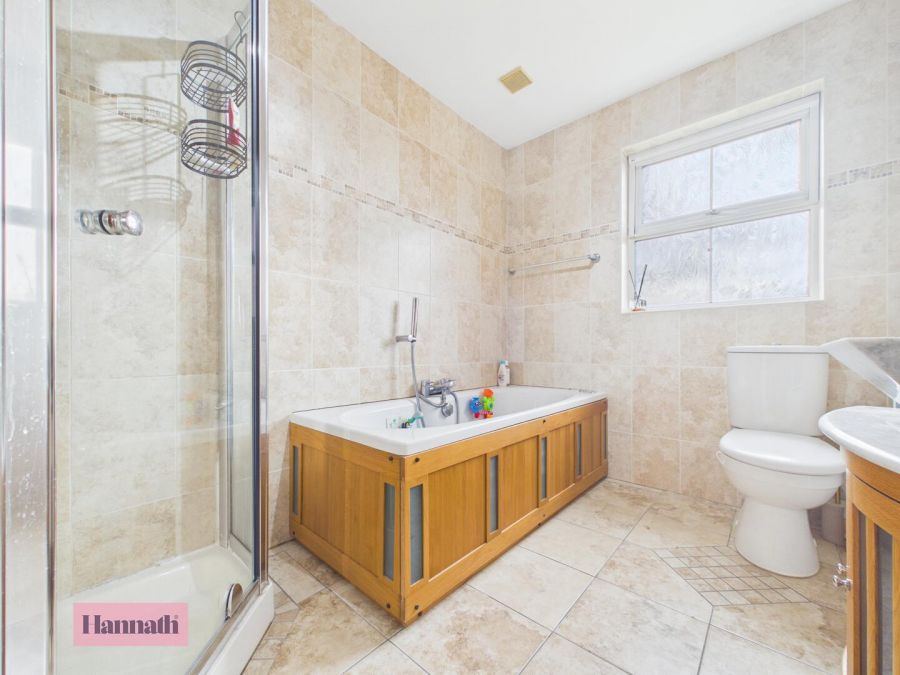 35 Huntingdale Lodge