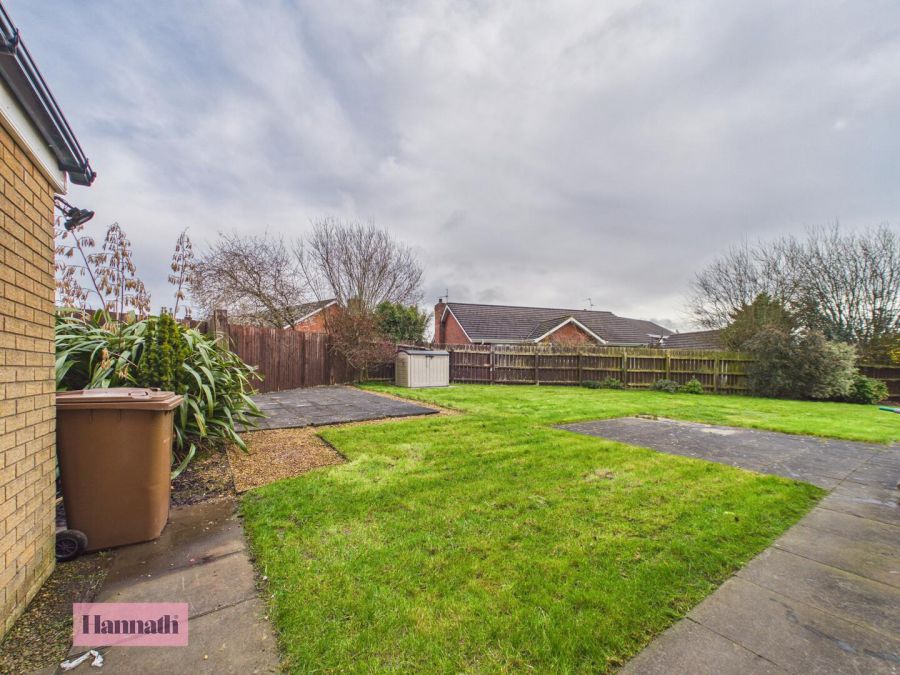 35 Huntingdale Lodge