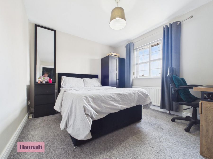 23 Larkfield Meadows