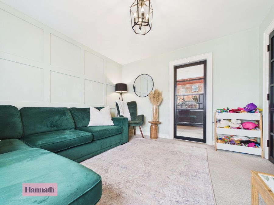 23 Larkfield Meadows