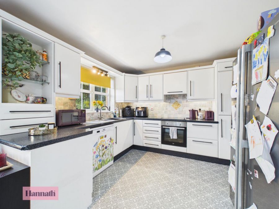 36 Carnreagh