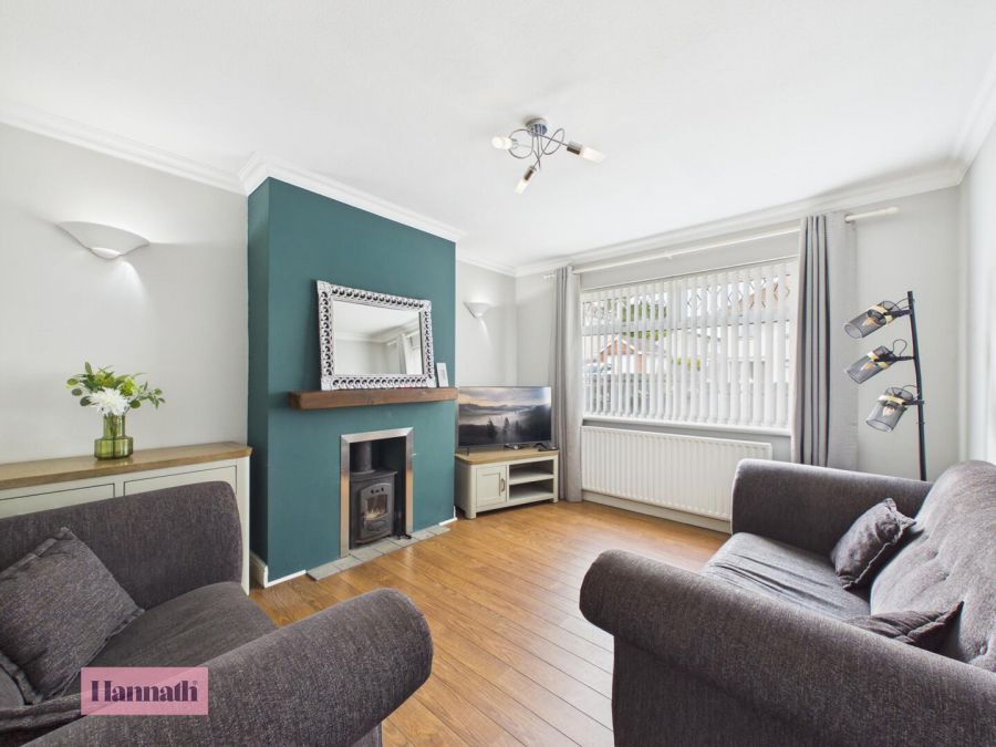 16 Oakleigh Park