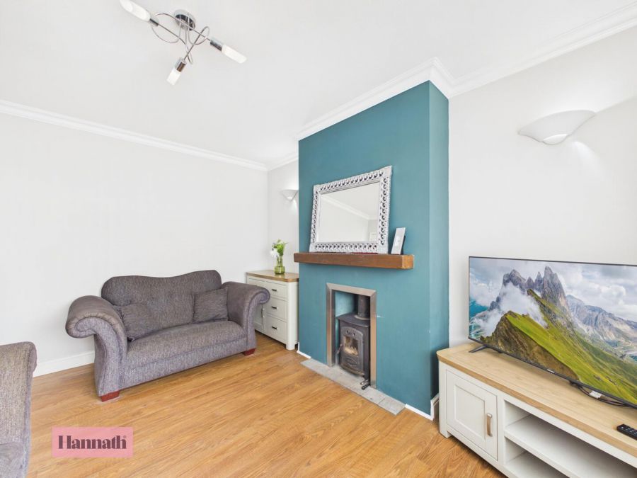 16 Oakleigh Park