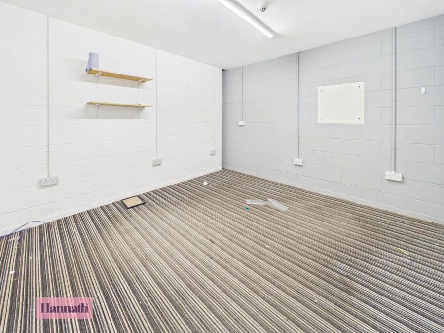 Unit 4, 76 Lurgan Road