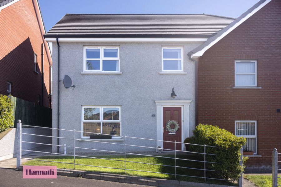 11 Rose Walk