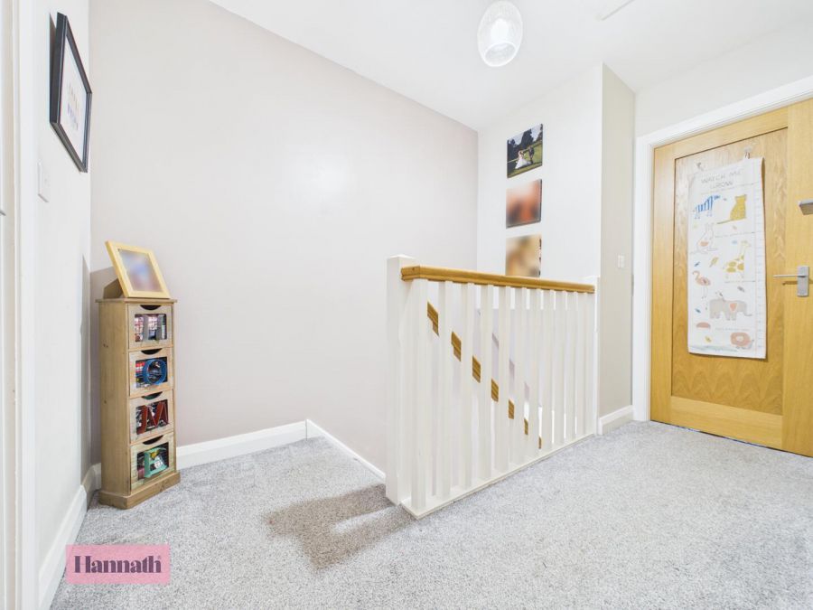 11 Rose Walk