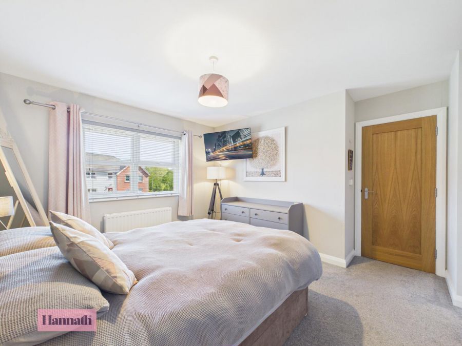 11 Rose Walk