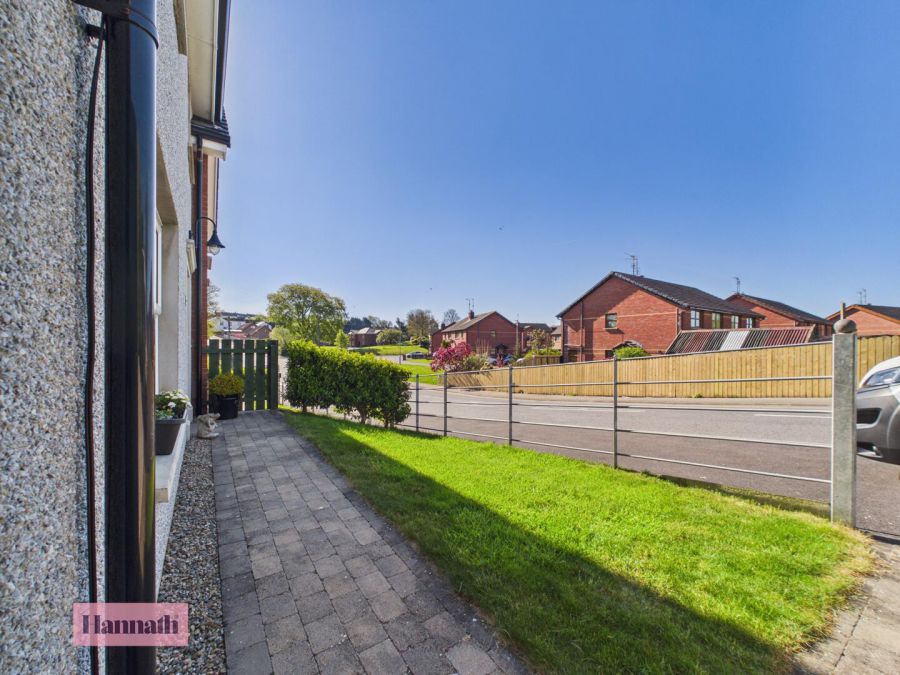 11 Rose Walk