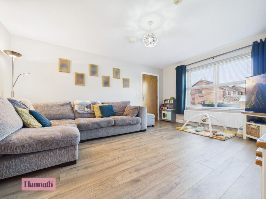 11 Rose Walk
